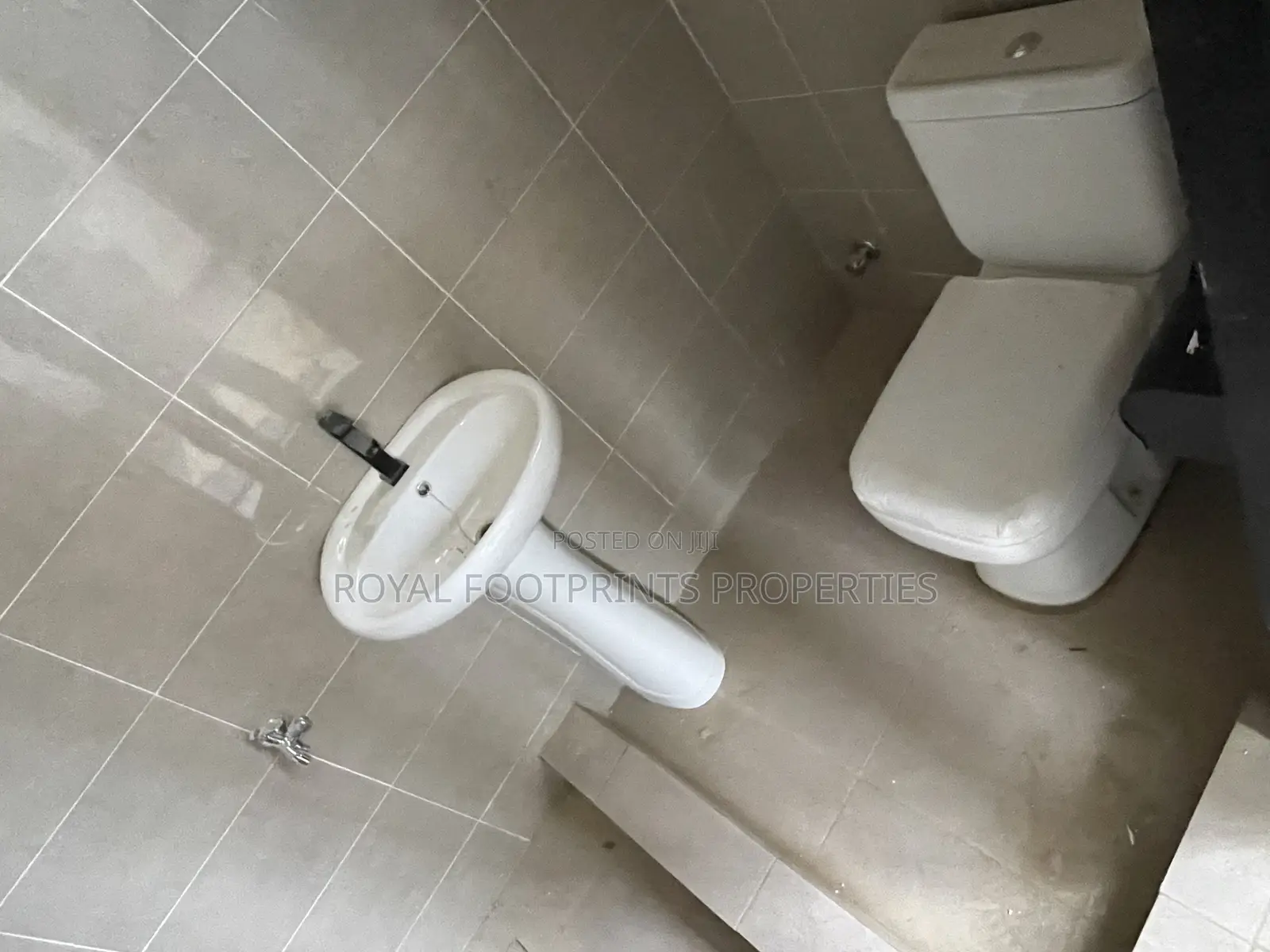 2bdrm Apartment in Royal Footprints, Adenta for rent