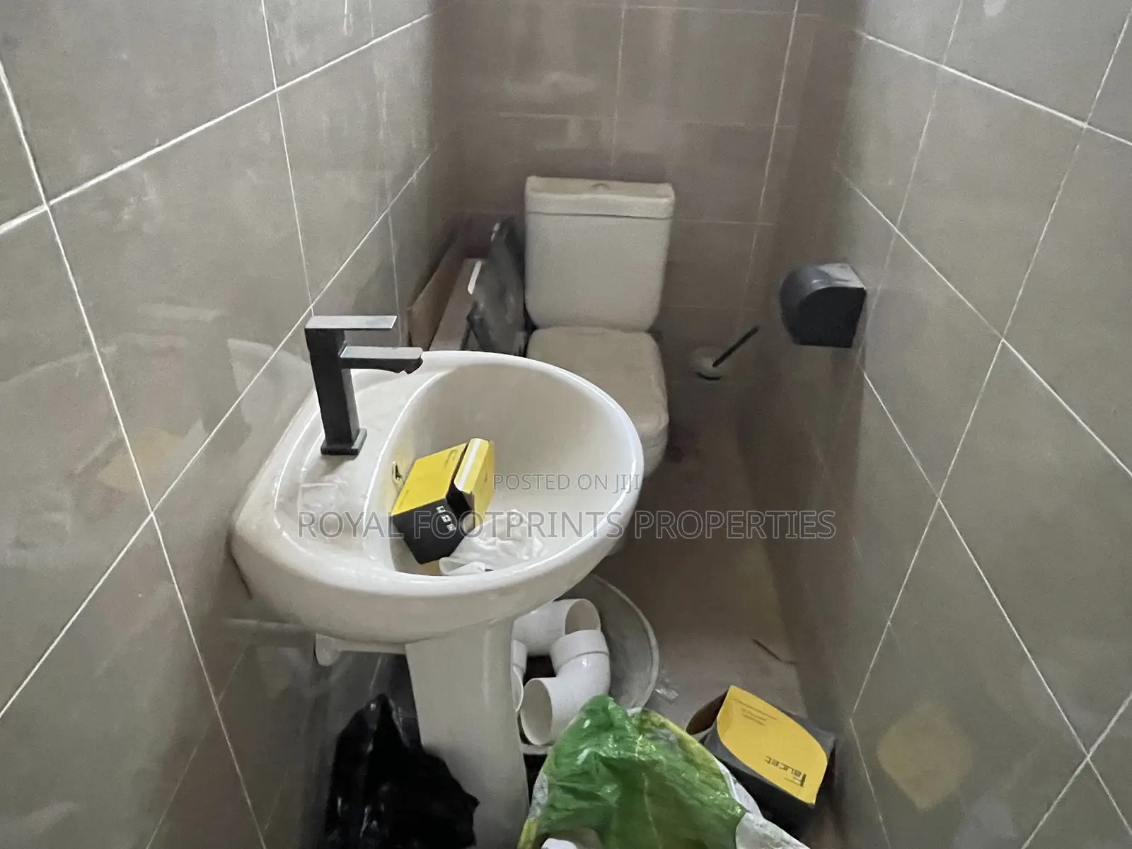2bdrm Apartment in Royal Footprints, Adenta for rent