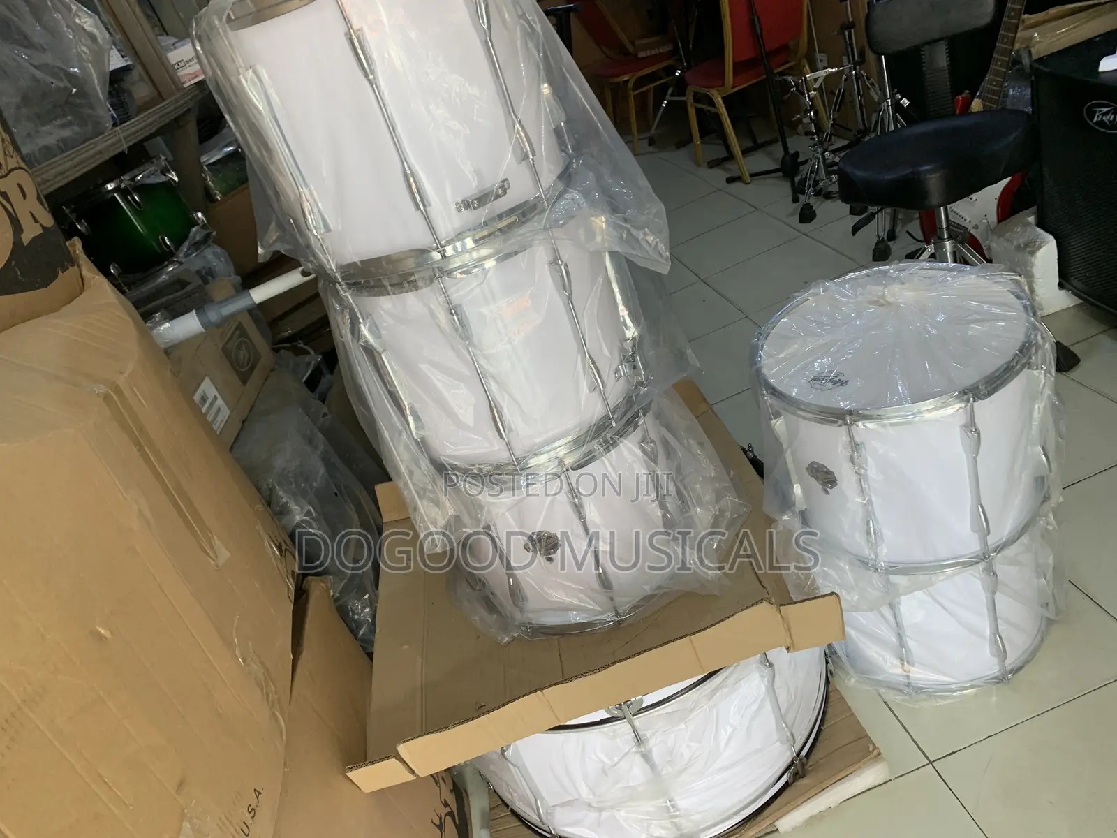 Magical 6-Pieces Complete Parade/Marching Drum-Set