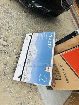 Lovely New Slim 32”LM55 Satellite