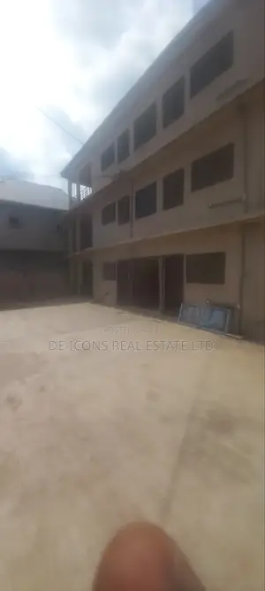 3bdrm Duplex in De-Icons Real Estate, Ga South Municipal for rent