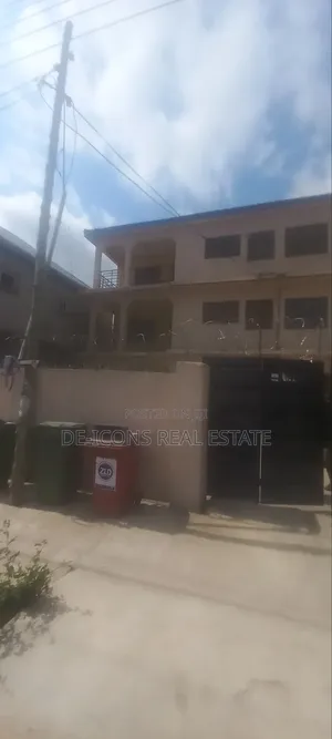 3bdrm Duplex in De-Icons Real Estate, Ga South Municipal for rent