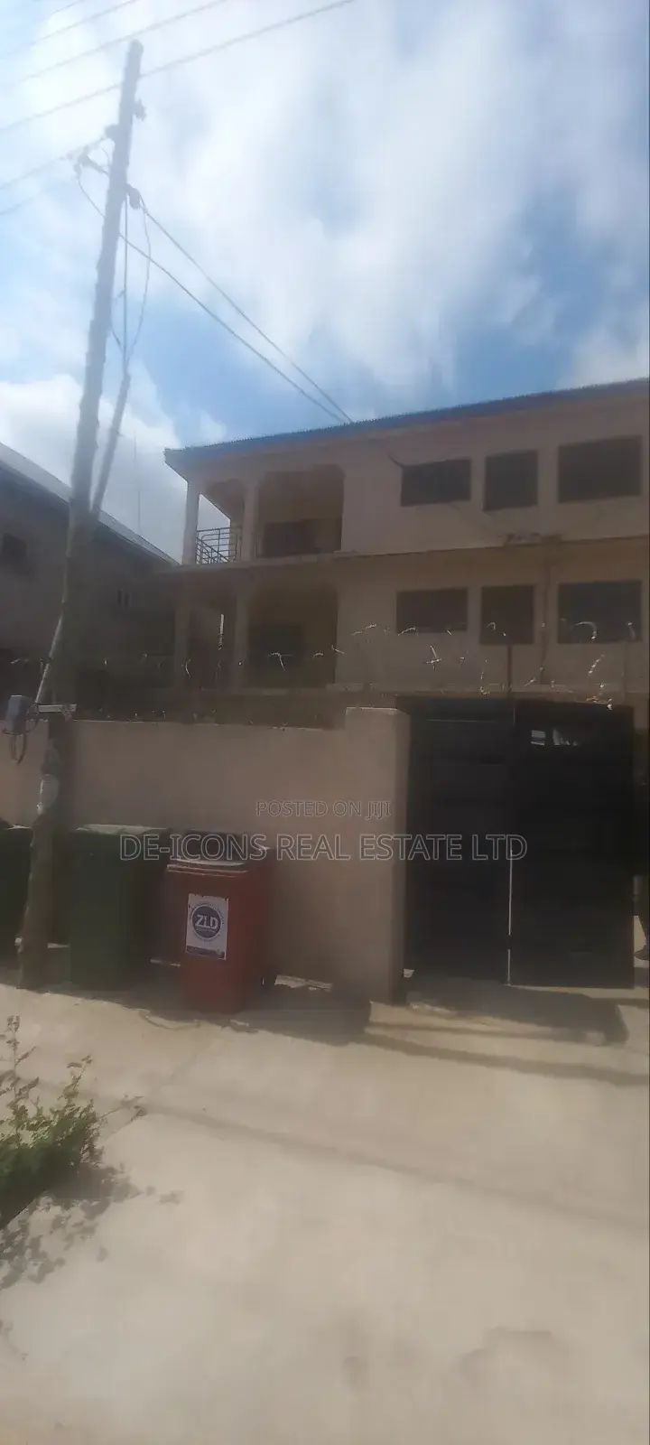3bdrm Duplex in De-Icons Real Estate, Ga South Municipal for rent