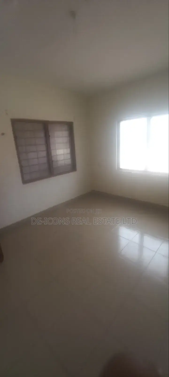 3bdrm Duplex in De-Icons Real Estate, Ga South Municipal for rent
