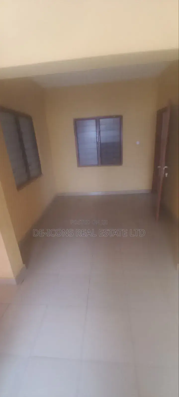 3bdrm Duplex in De-Icons Real Estate, Ga South Municipal for rent