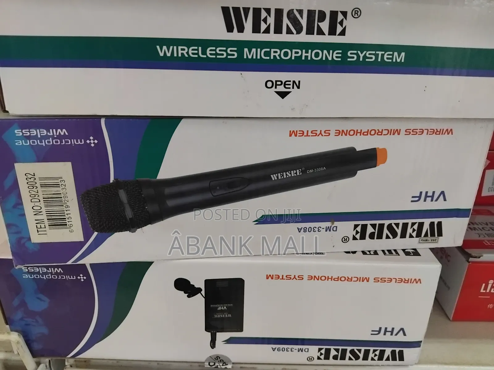 Universal Wireless Microphone in Accra Metropolitan Audio & Music