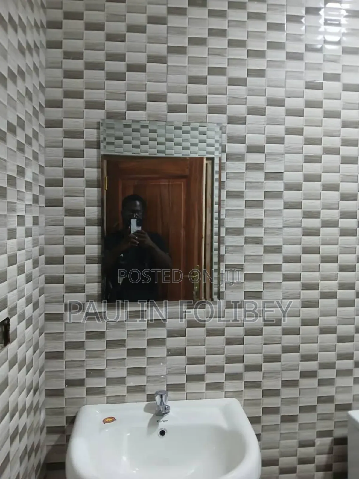 3bdrm Apartment in Dg Properties, Ablekuma for rent