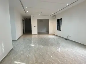 3bdrm House in Royal Footprints, Lake Side Estate for sale