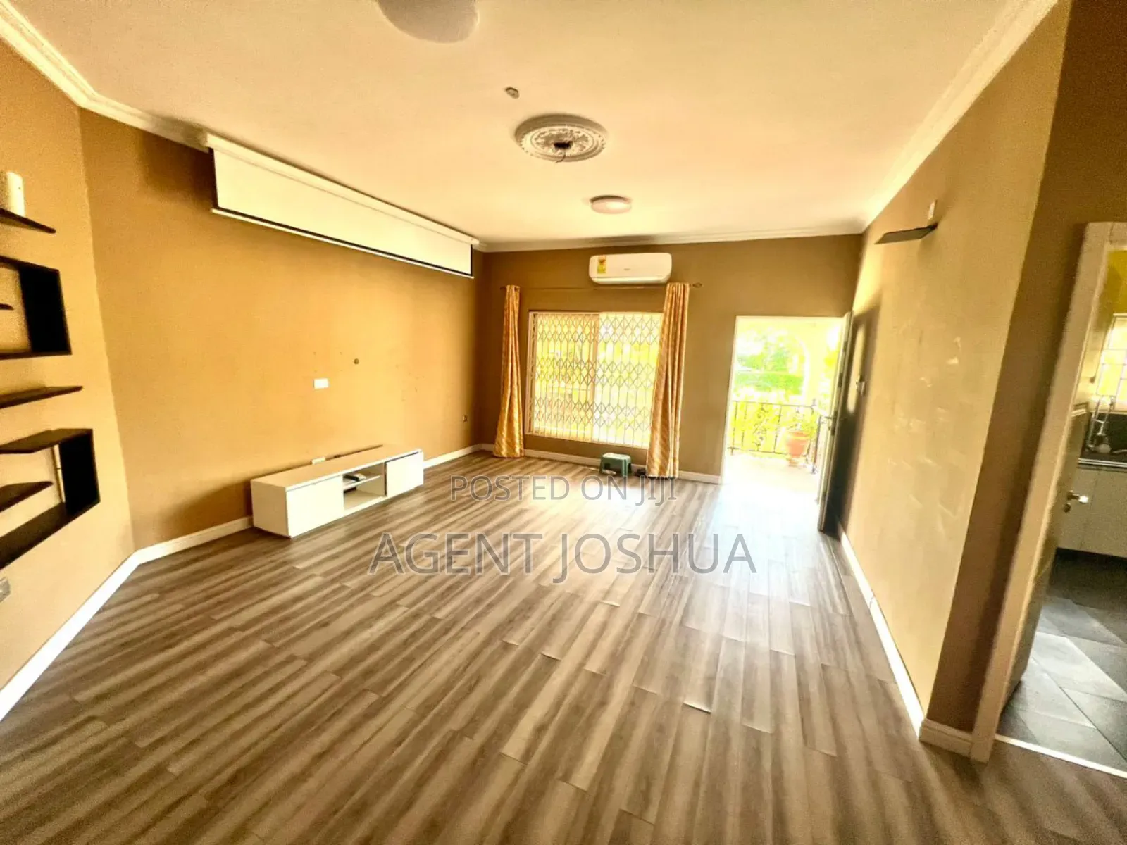 3bdrm House in Manet Court Estate, Airport Residential Area for rent