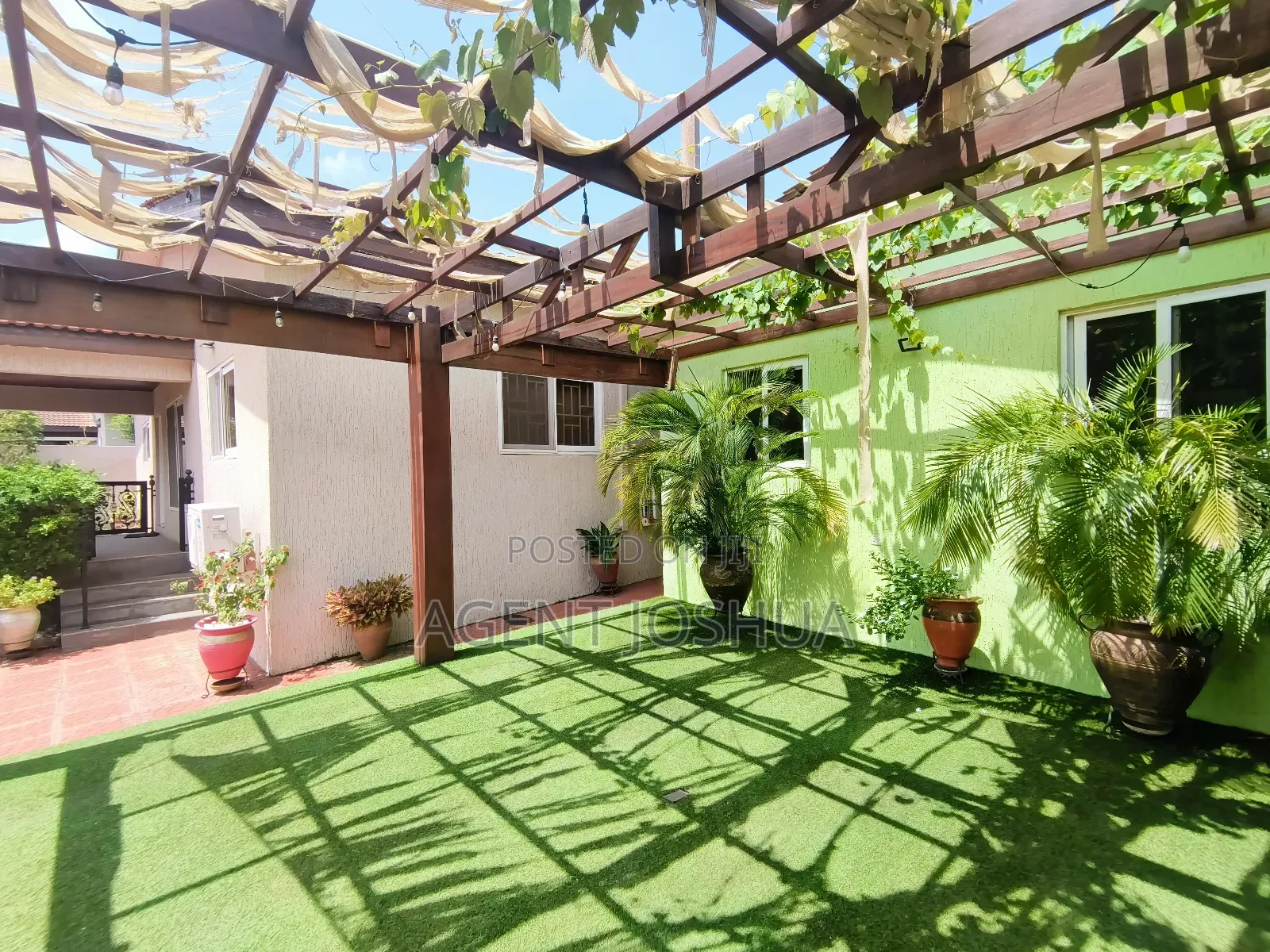 3bdrm House in Manet Court Estate, Airport Residential Area for rent