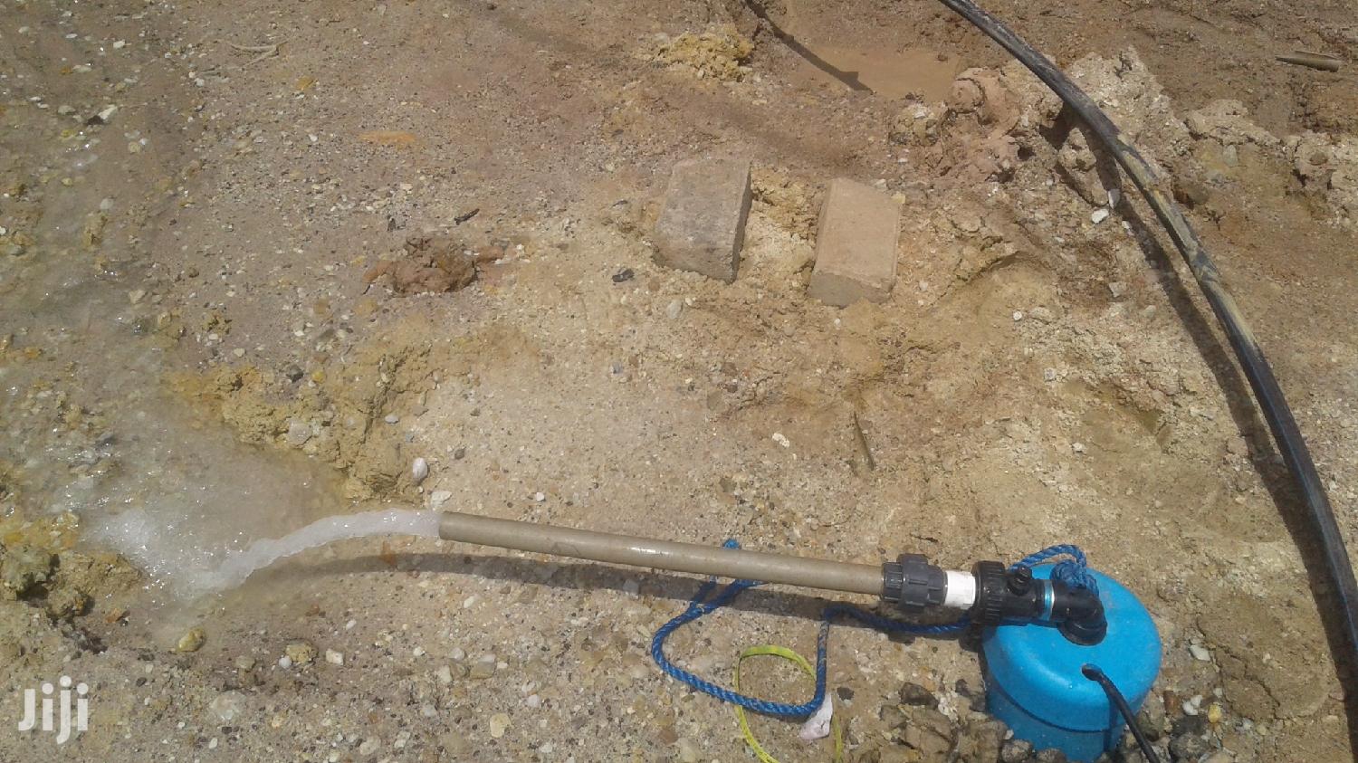 Manual And Mechanized Borehole