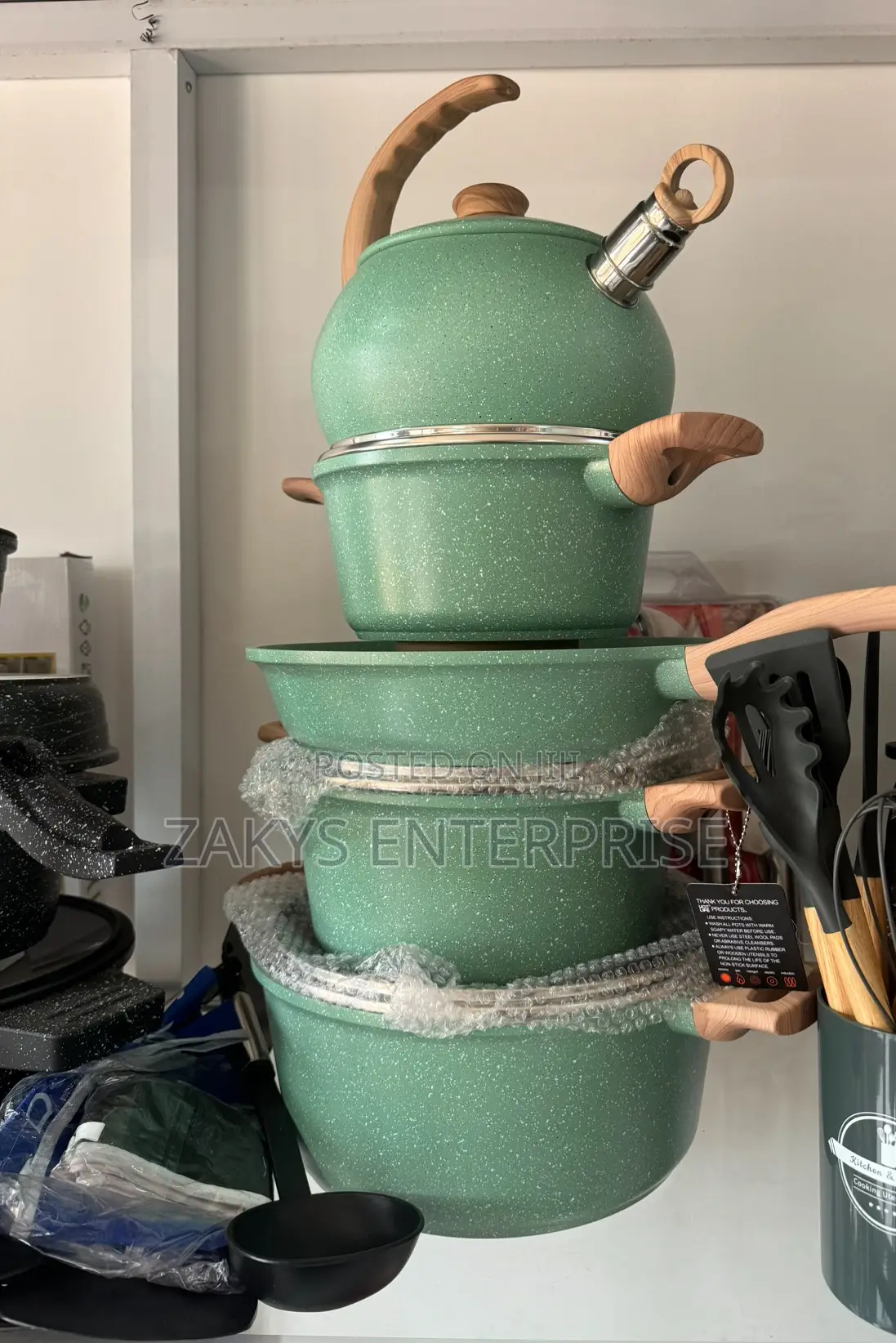 Non Stick Granite Set With Kettle