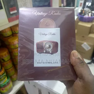 Vintage Radio Lattafa