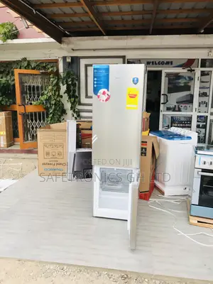 Long Lasting 262 Liters Bottomfreezer 2 Doors Midea