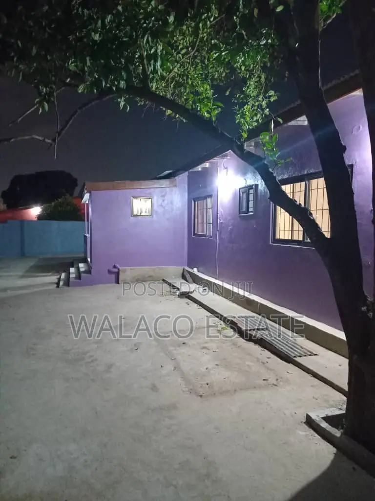3bdrm House in Walako Estate, Kaneshie for rent