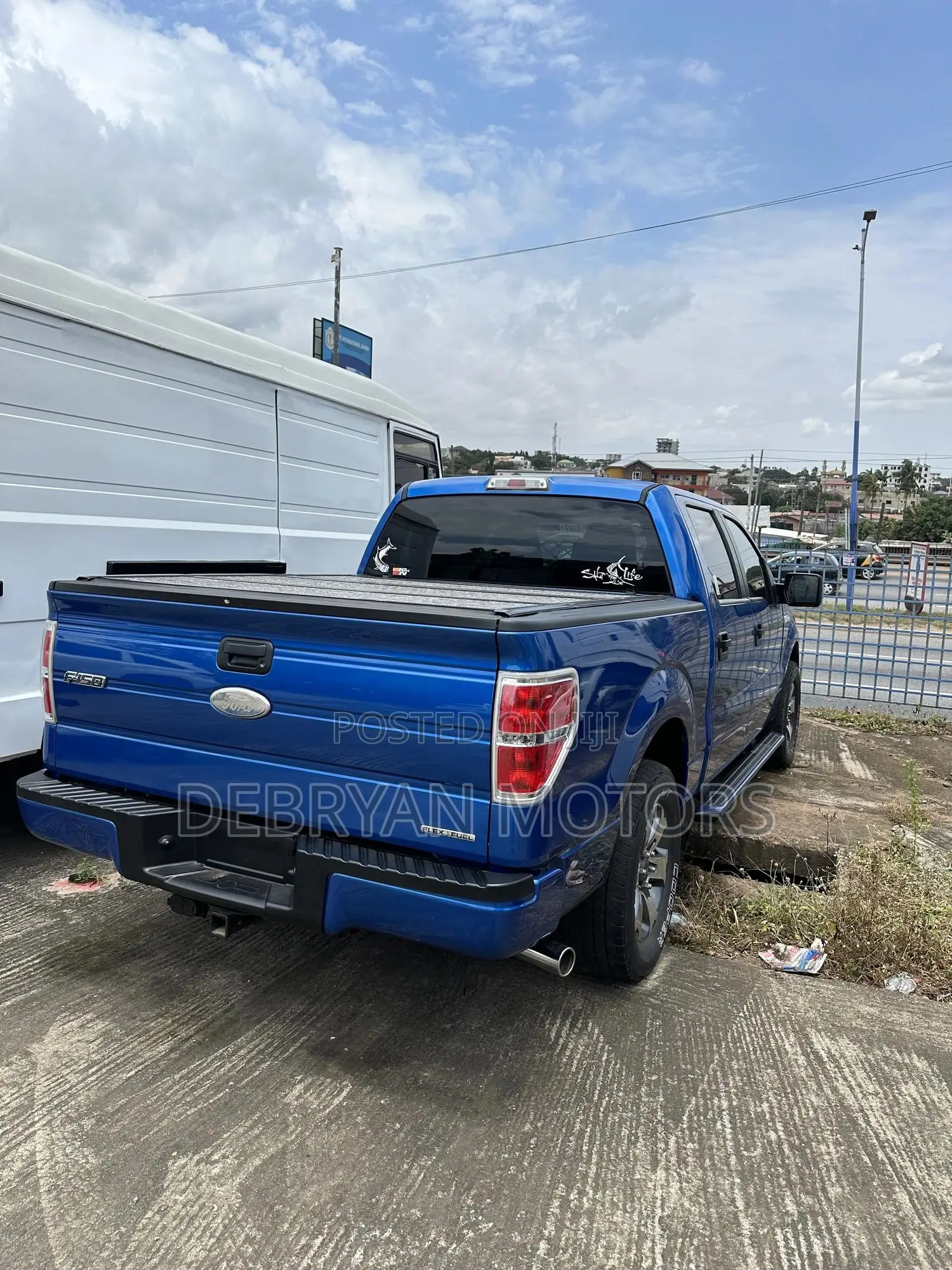 Ford F-150 XLT 2012 Blue