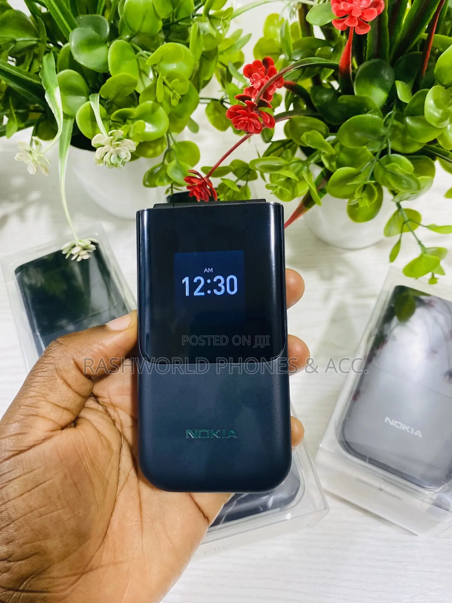 New Nokia 2720 Flip 512 GB Black