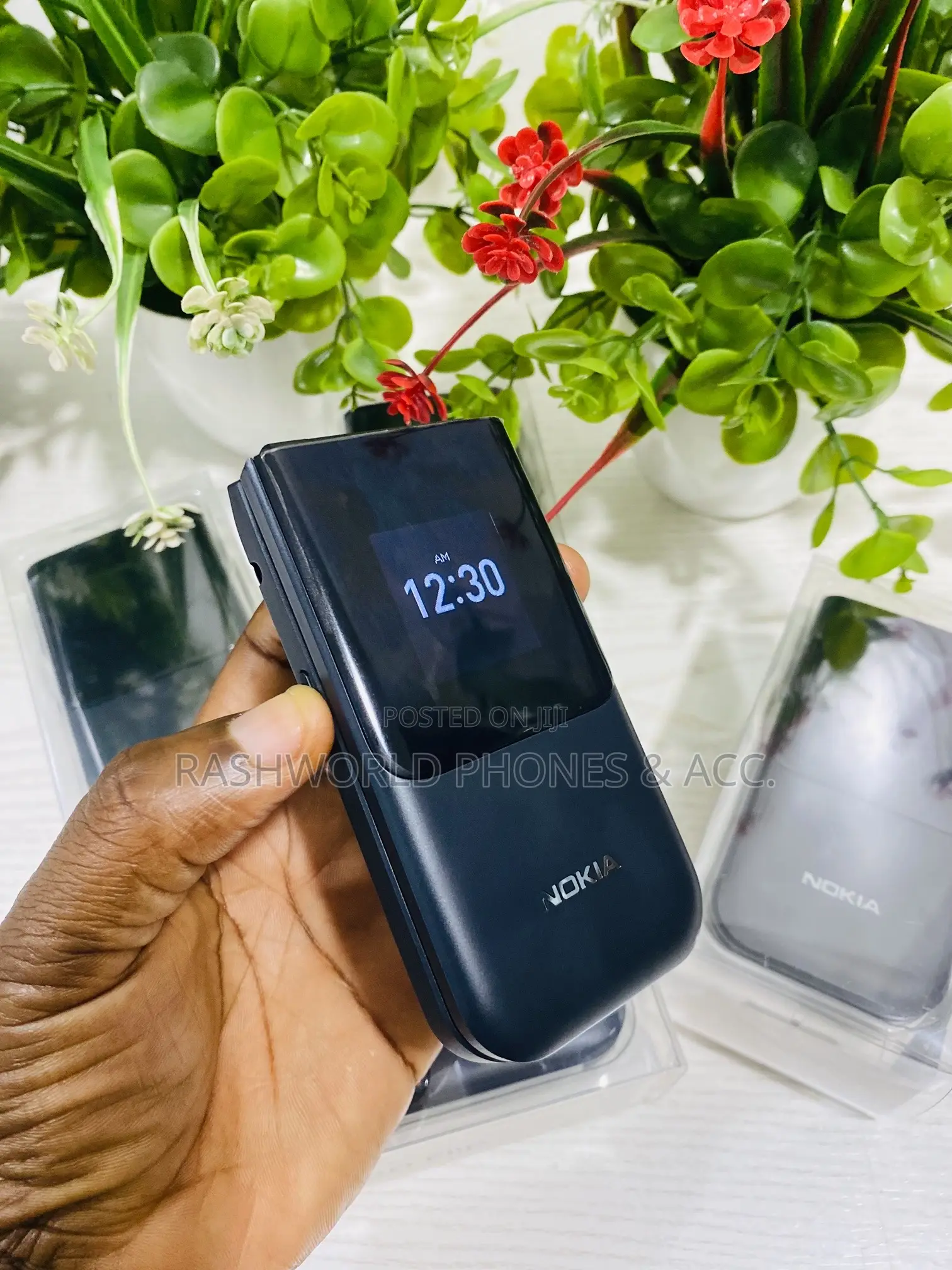 New Nokia 2720 Flip 512 GB Black
