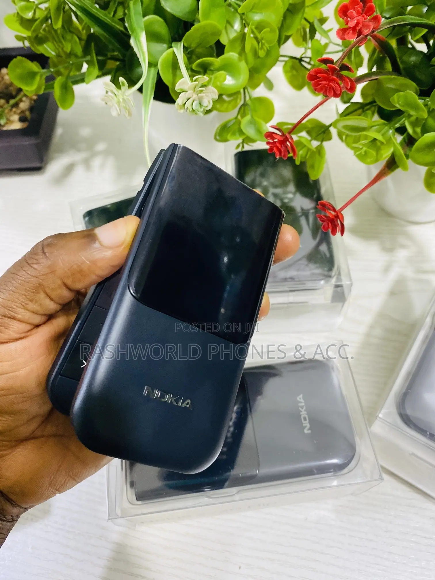 New Nokia 2720 Flip 512 GB Black