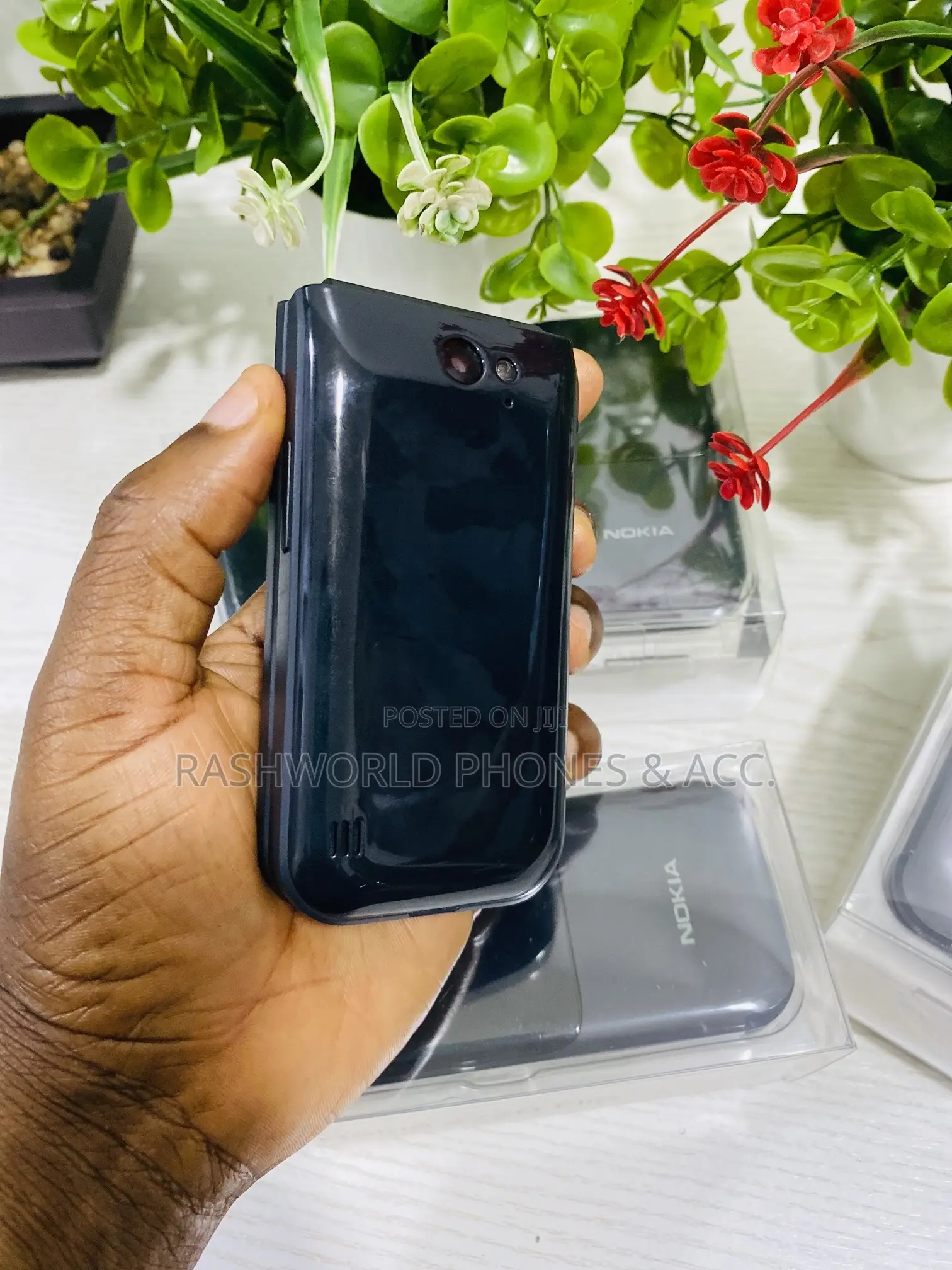 New Nokia 2720 Flip 512 GB Black