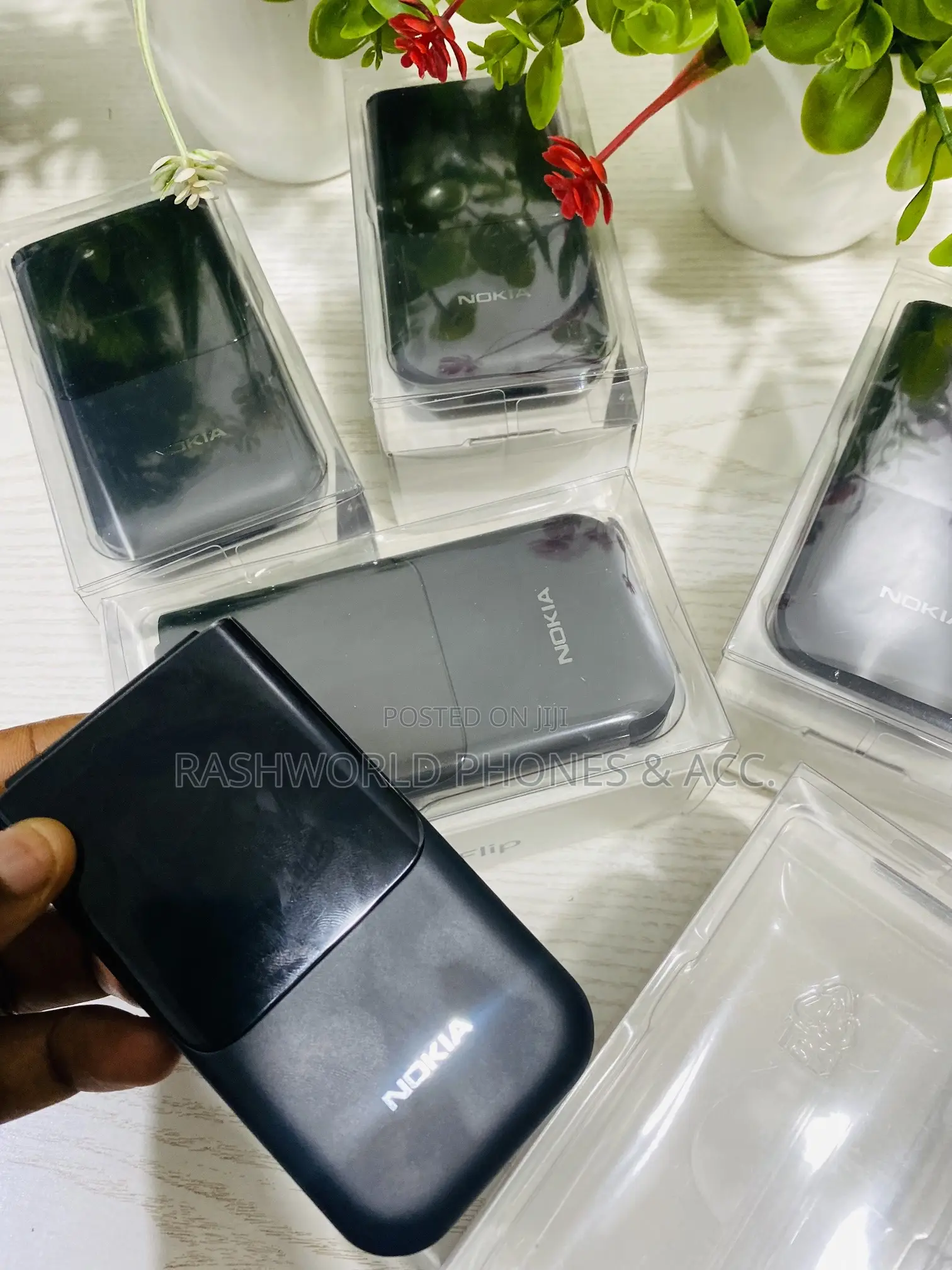 New Nokia 2720 Flip 512 GB Black