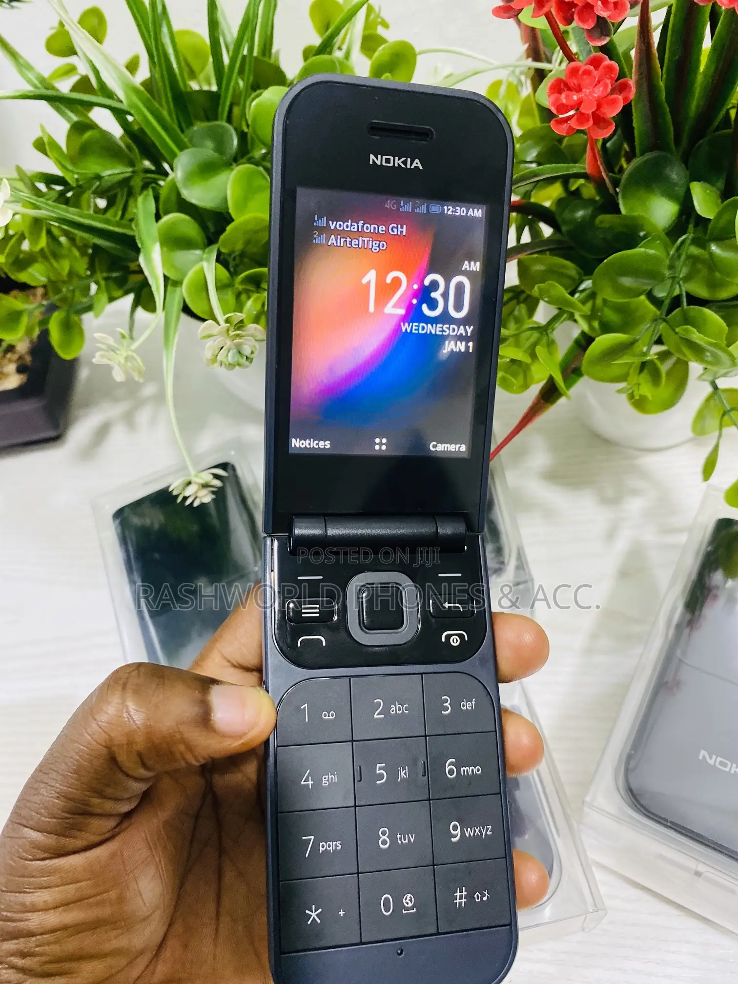 New Nokia 2720 Flip 512 GB Black