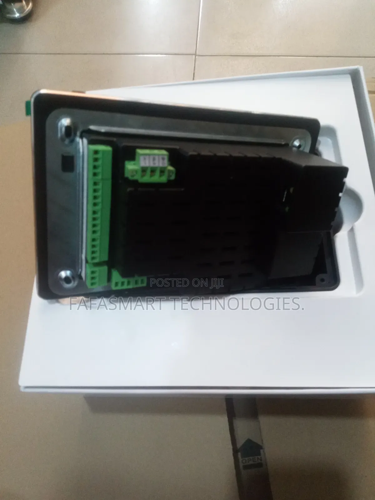 Smart Wall Amplifier