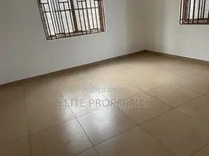 2bdrm Apartment in Community 25 -, Tema Metropolitan for rent