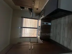 2bdrm Apartment in Bee Decor And Homes, Old Ashomang for rent