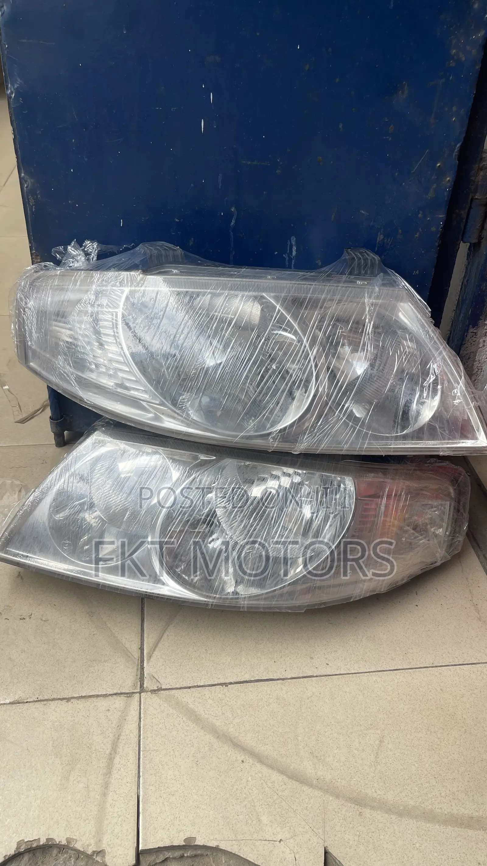 Nissan Sunny Headlight 2004,2005,2006,2007,2008,2009,2010,