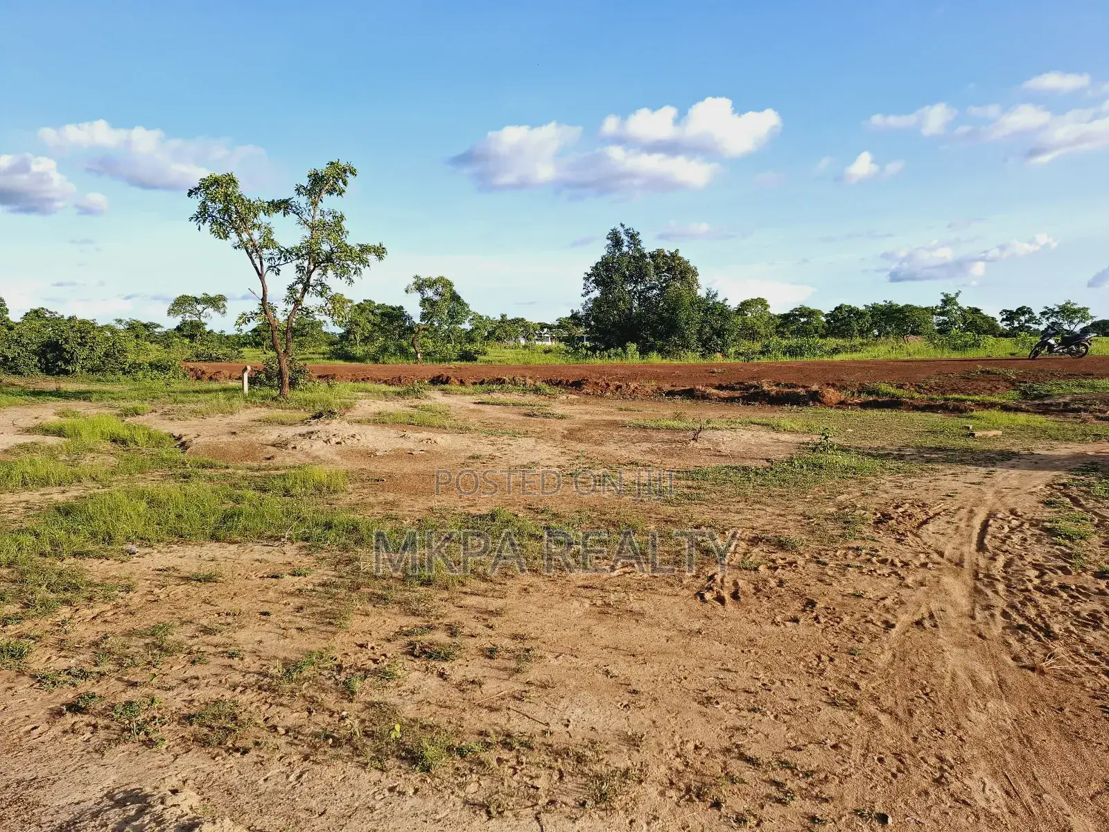 Commercial One and Half Acre Red Clay/Jana for Sale
