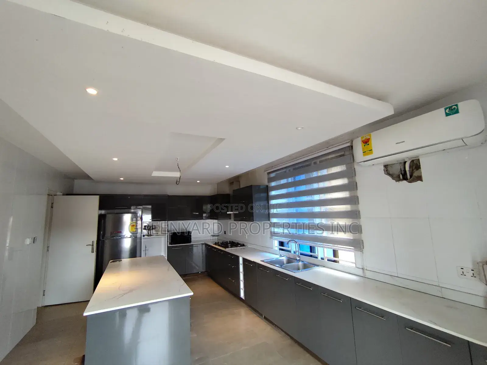 Furnished 3bdrm Townhouse / Terrace in Adjiringanor, East Legon