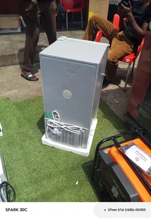 Less Consumption Table Top Fridge With Key 131litres, Nexon