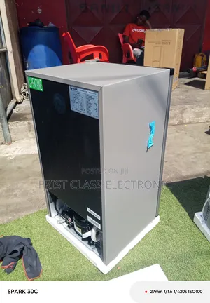 One Year Warranty Single Door Table Top Pearl Fridge 89litre