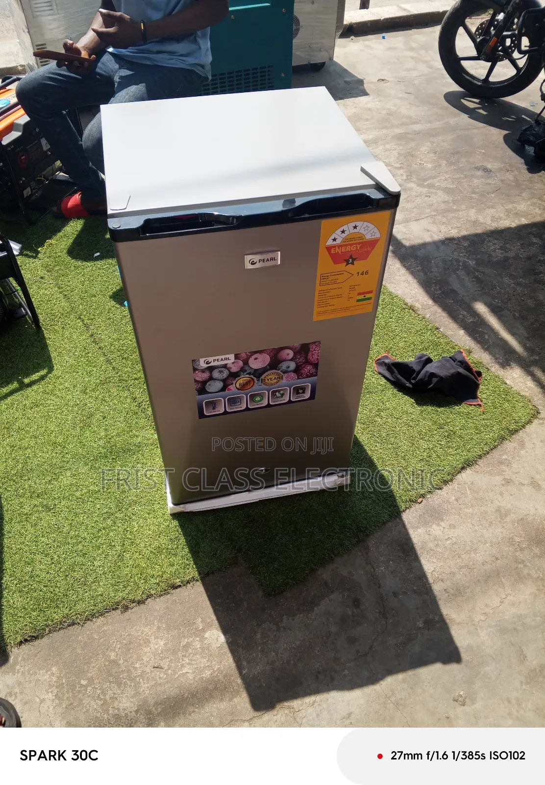 Fast Cooling and a Year Warranty Pearl Fridge 89litre Fridge