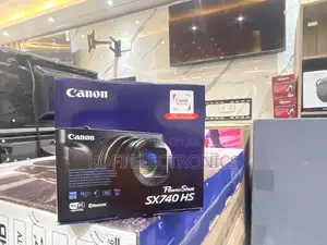 Canon Powershot SX740 HS Digital Camera (Black)