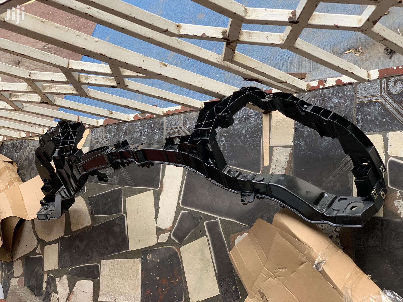 Ford Escape 2013-2016 Supports