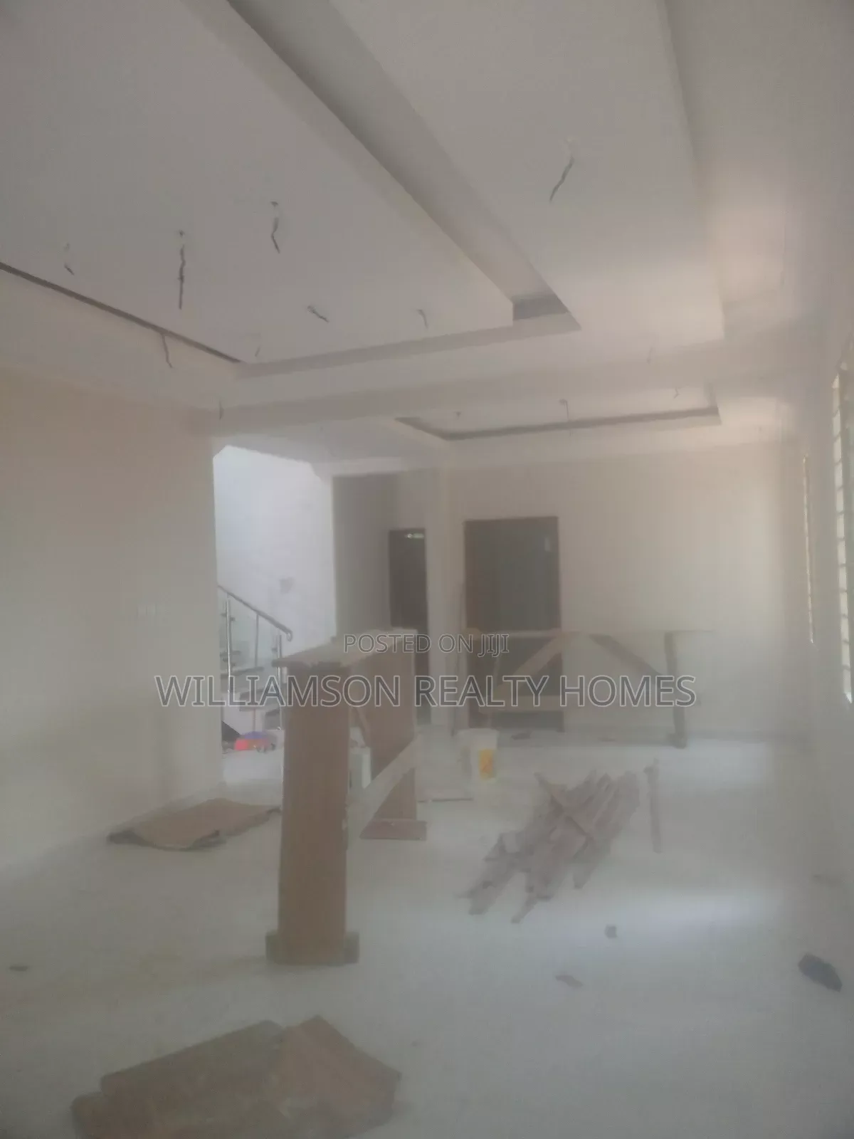 4bdrm Duplex in Hfc Estate Area, Spintex for sale