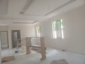 4bdrm Duplex in Hfc Estate Area, Spintex for sale