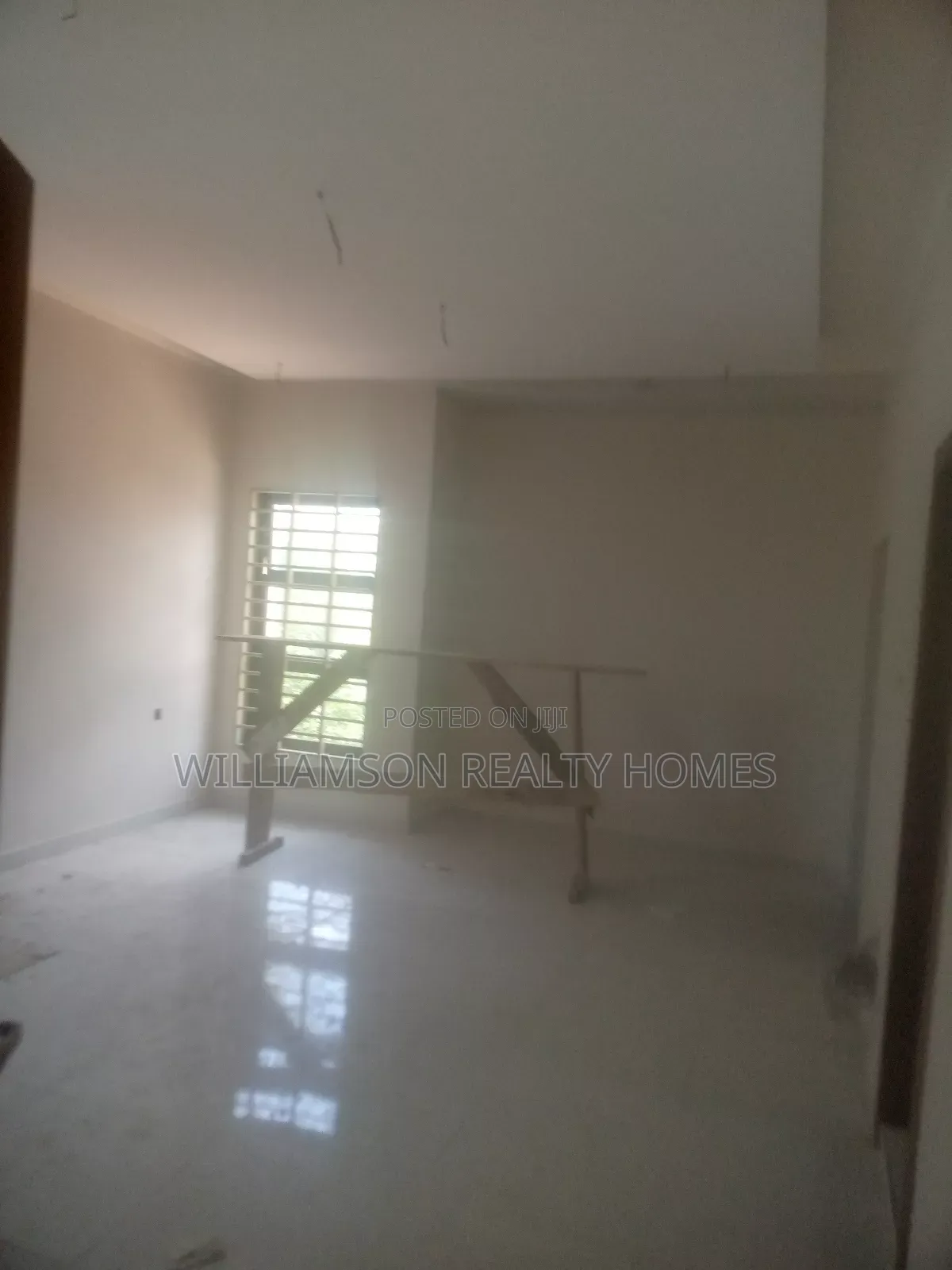 4bdrm Duplex in Hfc Estate Area, Spintex for sale