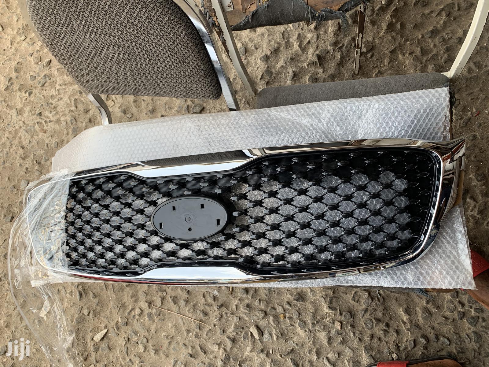 Kia Sorento 2016-2018 Front Shells (Grill)