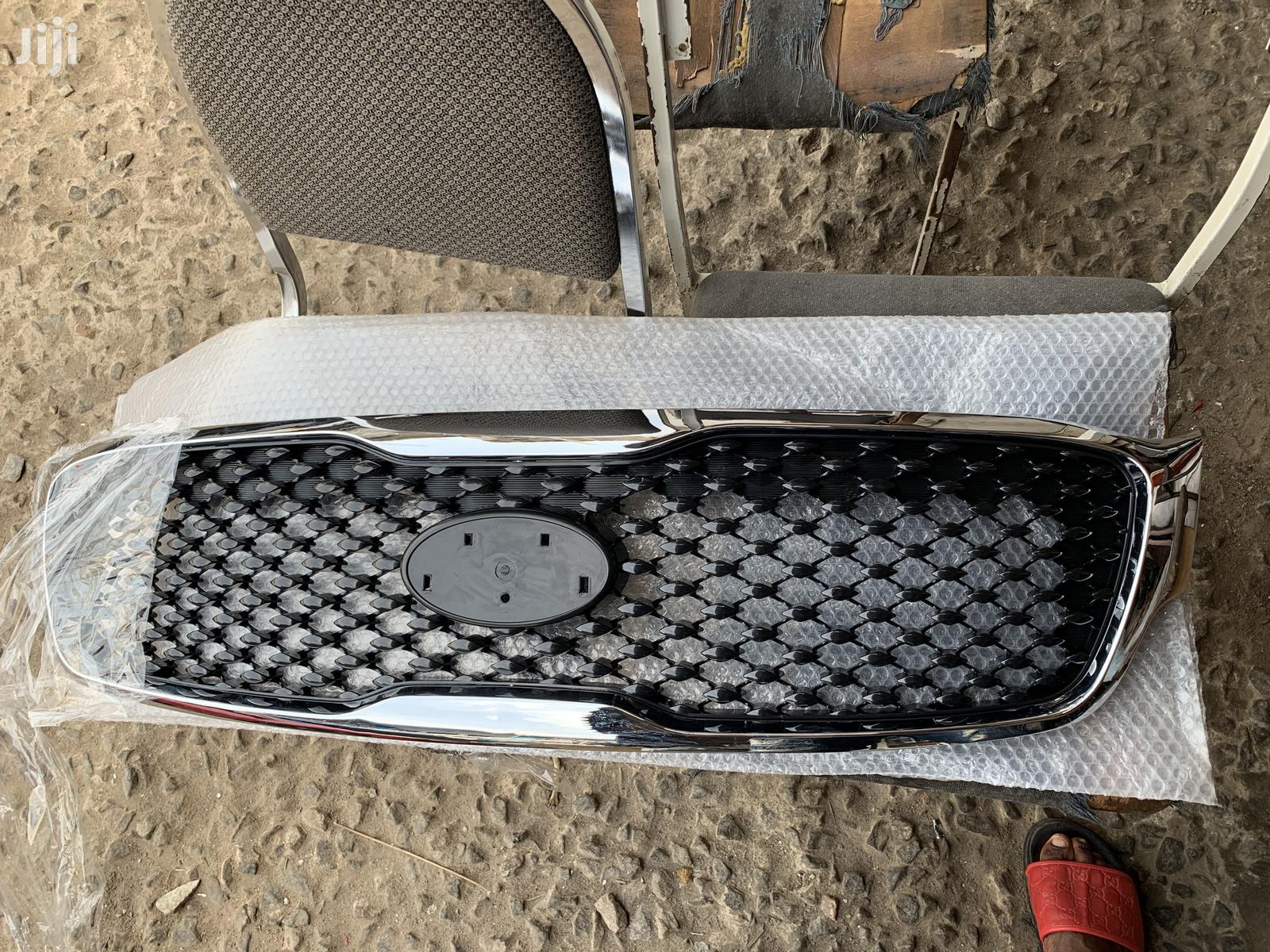 Kia Sorento 2016-2018 Front Shells (Grill)