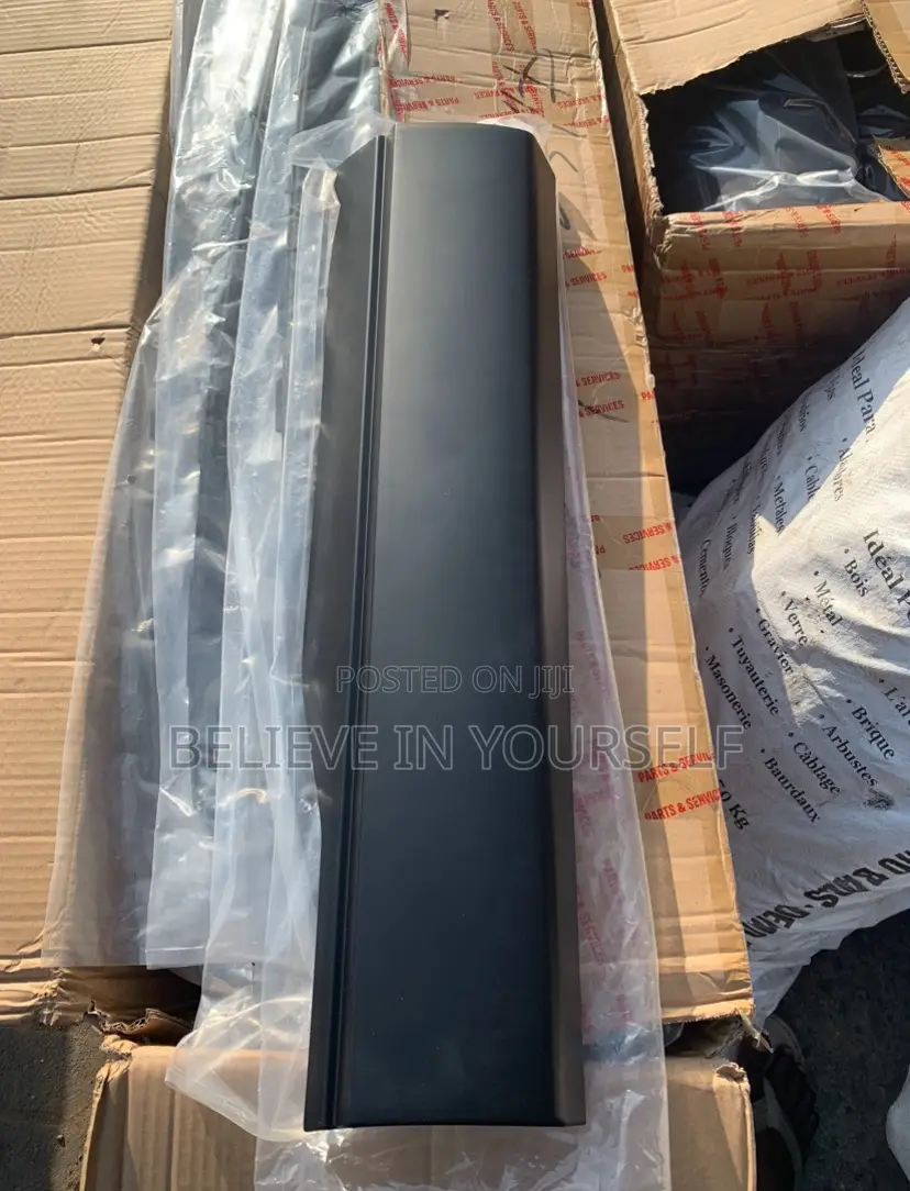 Honda CRV 2023,2024,2025 Door Moulding Back