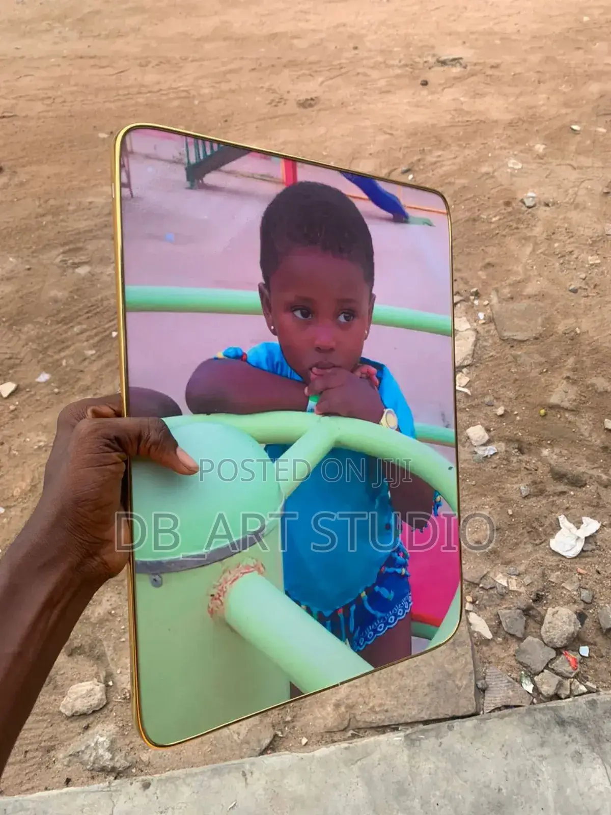 Photo Enlargement, Picture Frame, Photo Laminating.