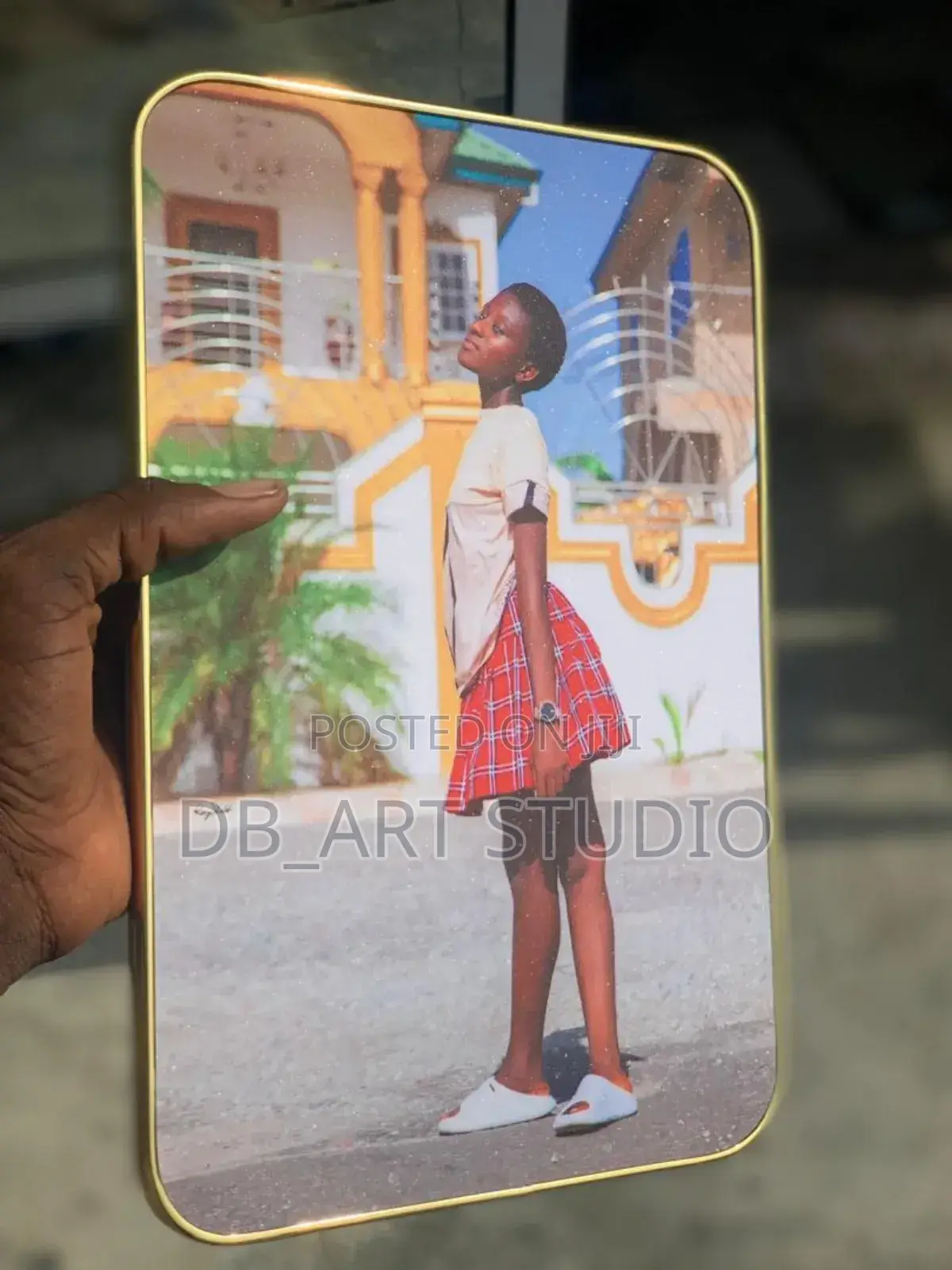 Photo Enlargement, Picture Frame, Photo Laminating.
