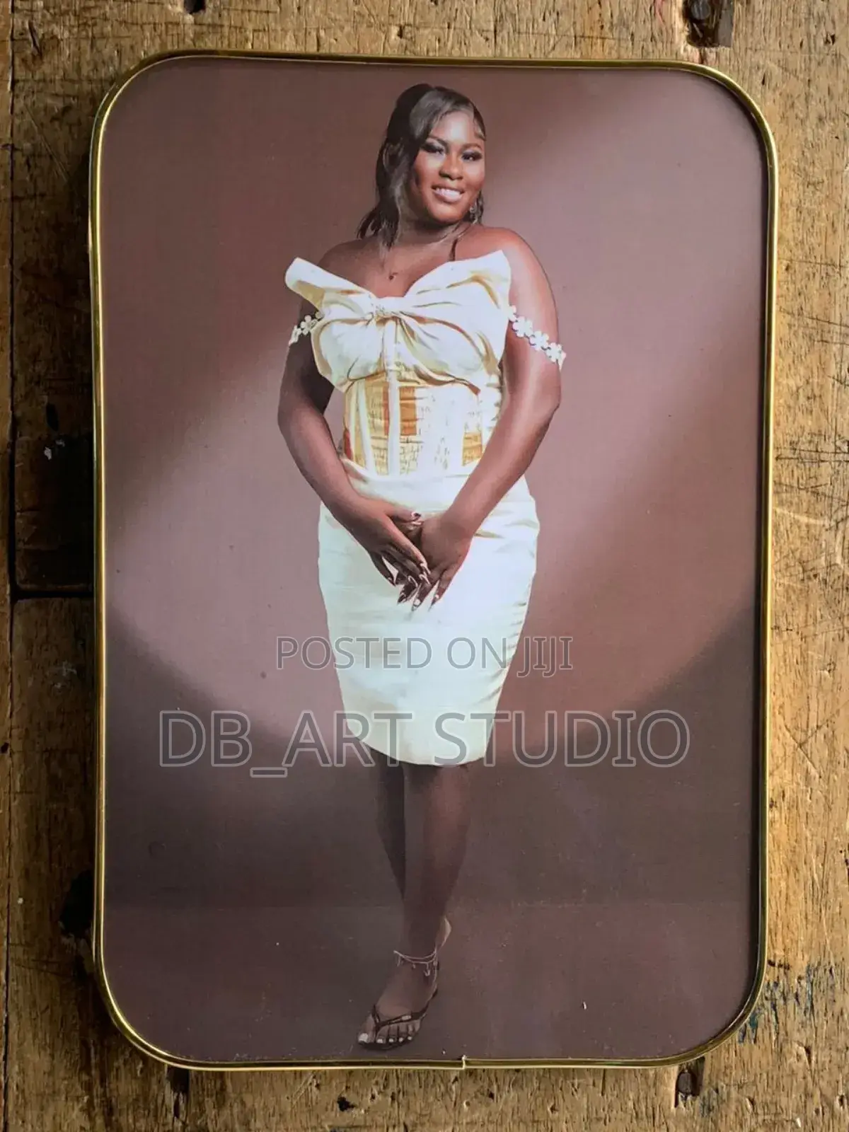 Photo Enlargement, Picture Frame, Photo Laminating.