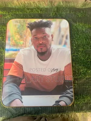 Photo Enlargement, Picture Frame, Photo Laminating.