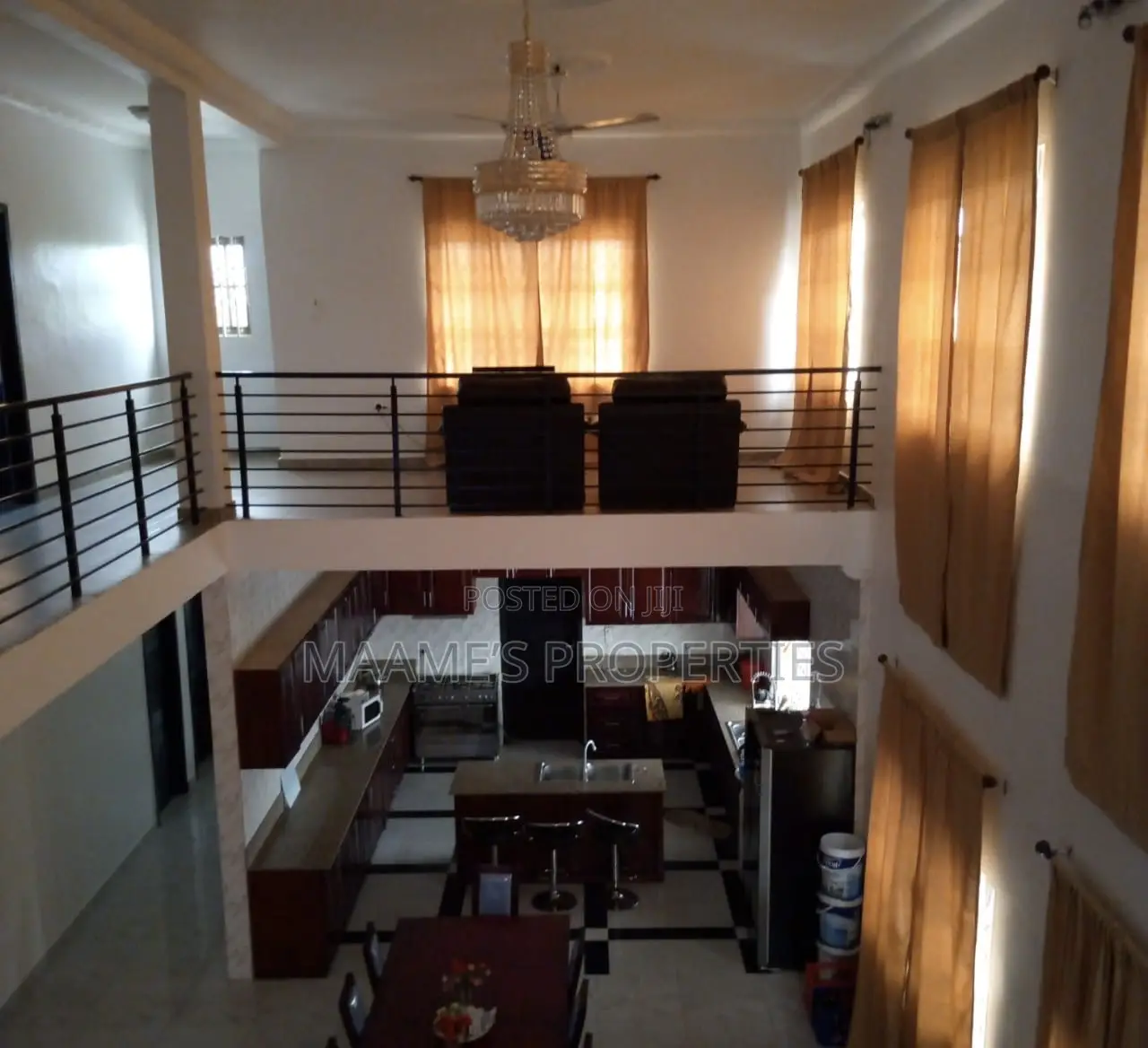 9bdrm Mansion in Oyibi for sale