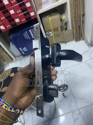 Glass Lock (153 30mm)