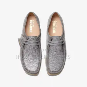 Clarks Wallabee Grey Crocodile Print (Size 42)